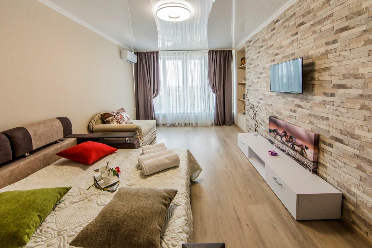 The Best Rest In This Stylish, Cozy Apartament. Daire Kiev Dış mekan fotoğraf